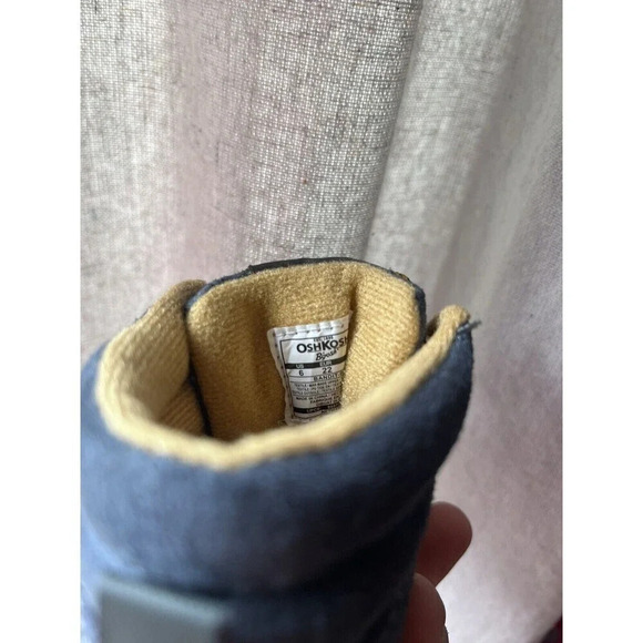 oshkosh b'gosh Duck Boots Navy Tan Size 6 Toddler - Picture 4 of 12